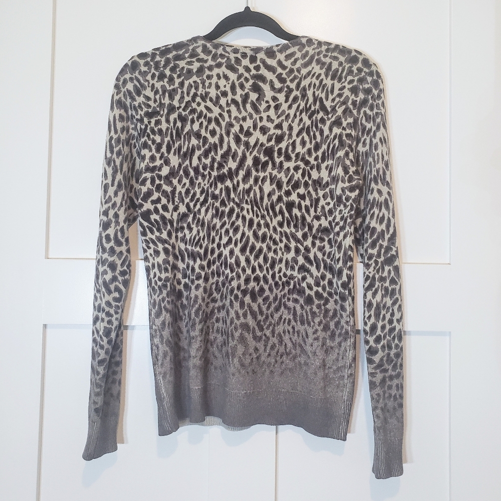 Cato Animal Print Leopard Sweater Pullover Black Gray Size Large Round Neck - Picture 10 of 10